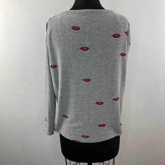 CHASER Gray Sweater Lips Printed Round Neck Long Sleeve Regular Pullover S Small - Picture 5 of 8